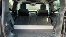 Land Rover Defender 3.0 D250 X-Dynamic SE 90 3dr Auto Diesel Estate